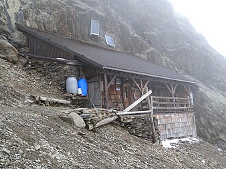Plan Glacier Hut