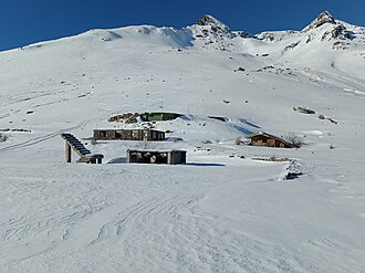 Refuge de Sarenne hiver 02
