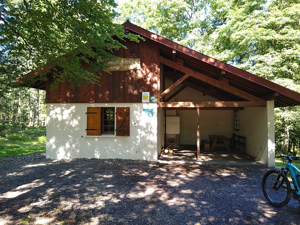 Chalet de l'Union — Wikimedia Commons