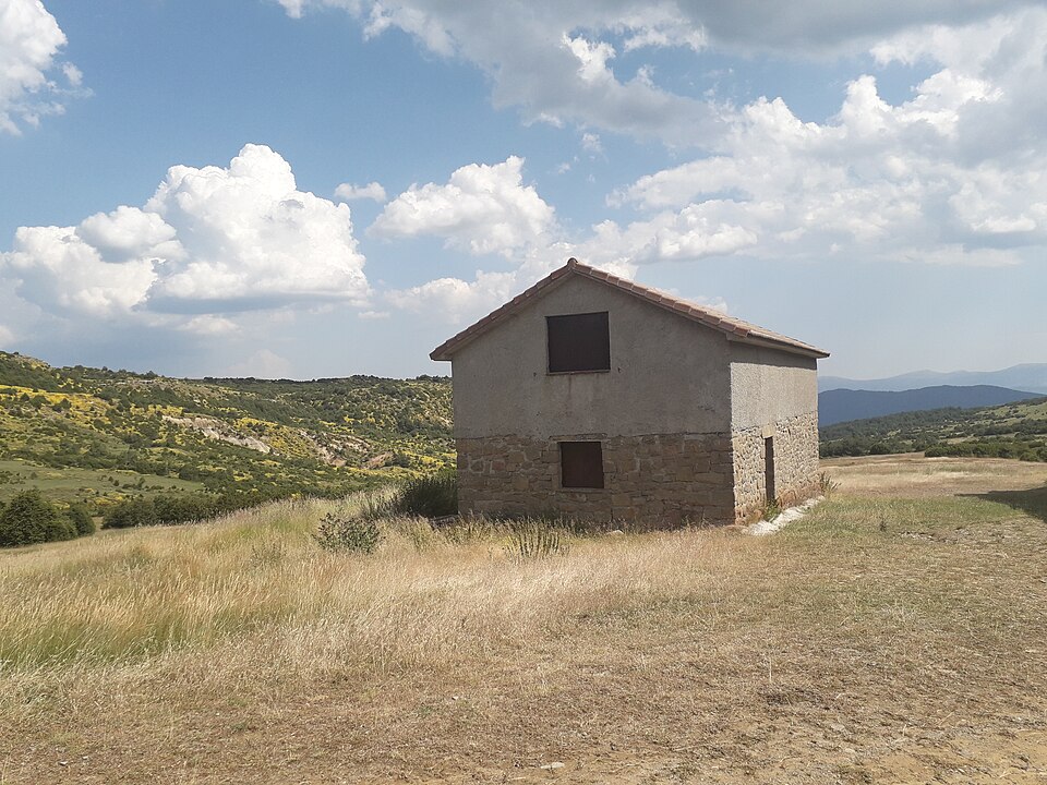 Refugio de Santa Orosia 20210721 162937 — Wikimedia Commons