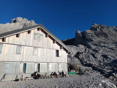 Photo de Refuge de la Pointe Percée ou Gramusset
