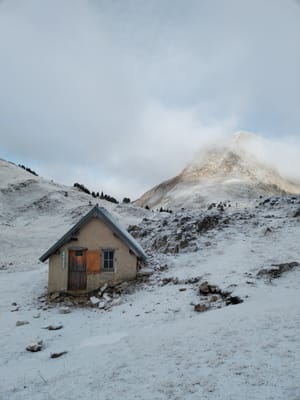 Photo de Cabane des Aiguillettes
