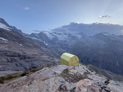 Photo de Bivouac Fisso "Money"