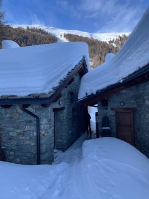 Photo de Refuge de Chaligne / Rifugio Chaligne