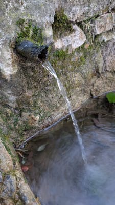 Photo de source du Cros