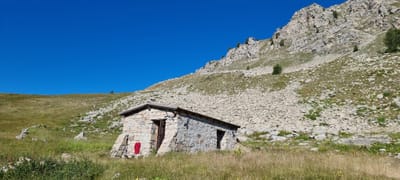 Photo de Cabane du Carton